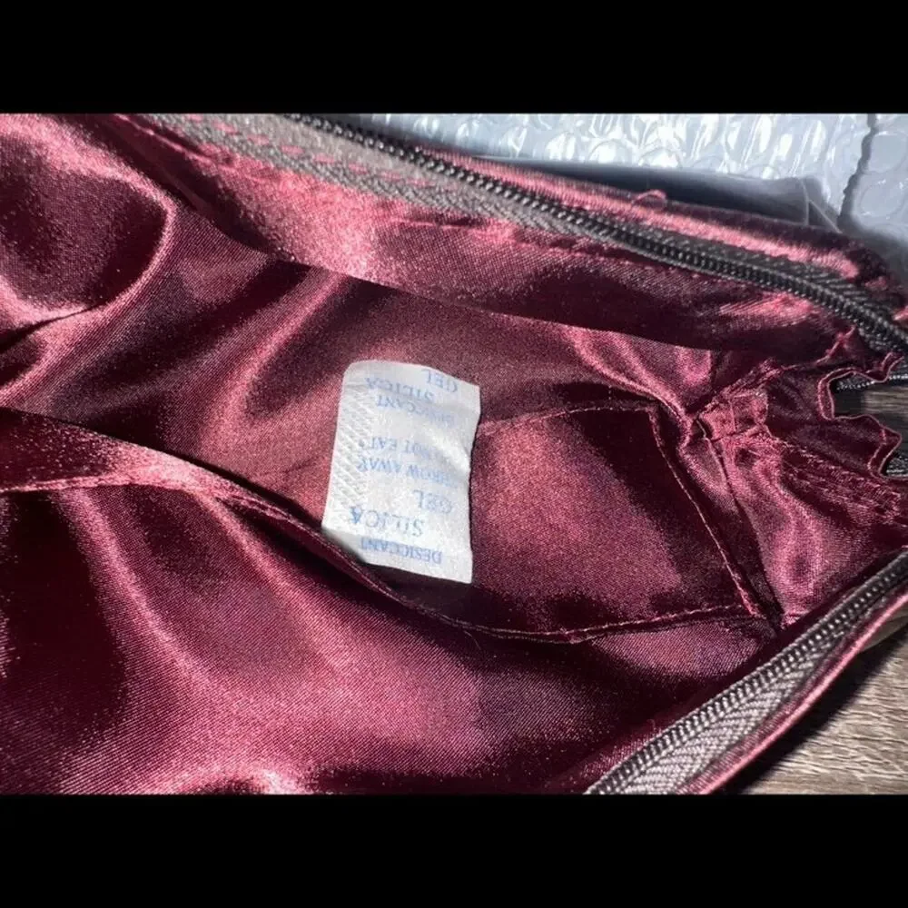 MAC cosmetics Makeup‎ Bag red Black